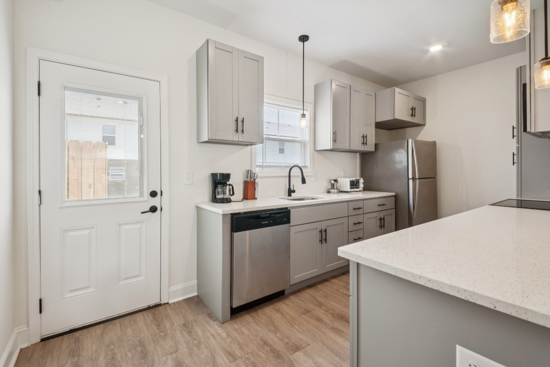 Arte Luxury townhomes Q4 2/2.5