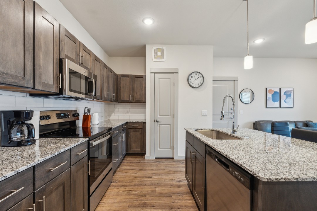 Chisholm Trace · Unit 1235 1/1