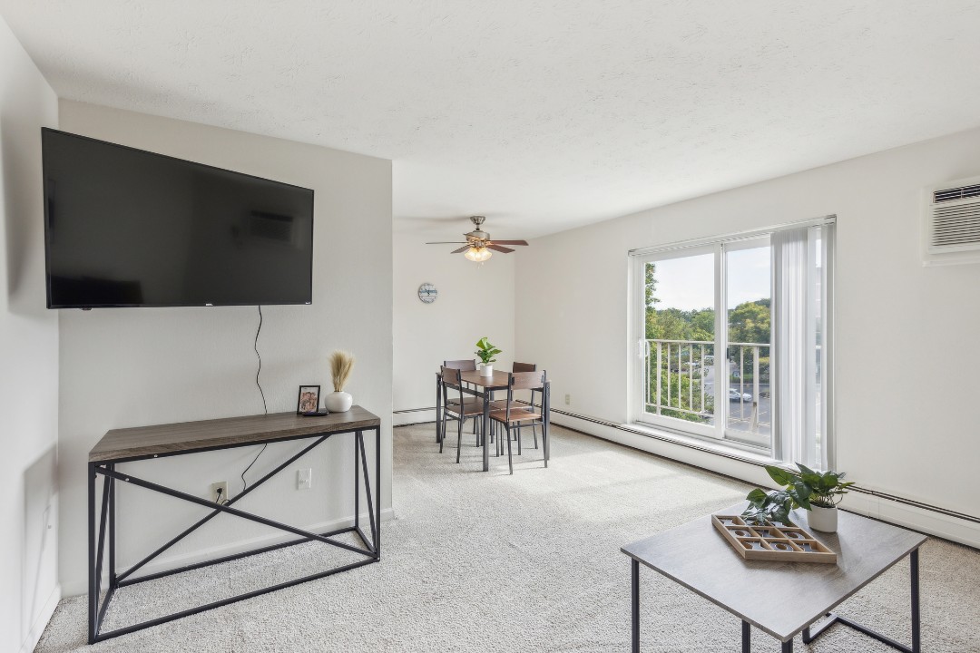 Midtown Towers 3603, · Unit 1/1