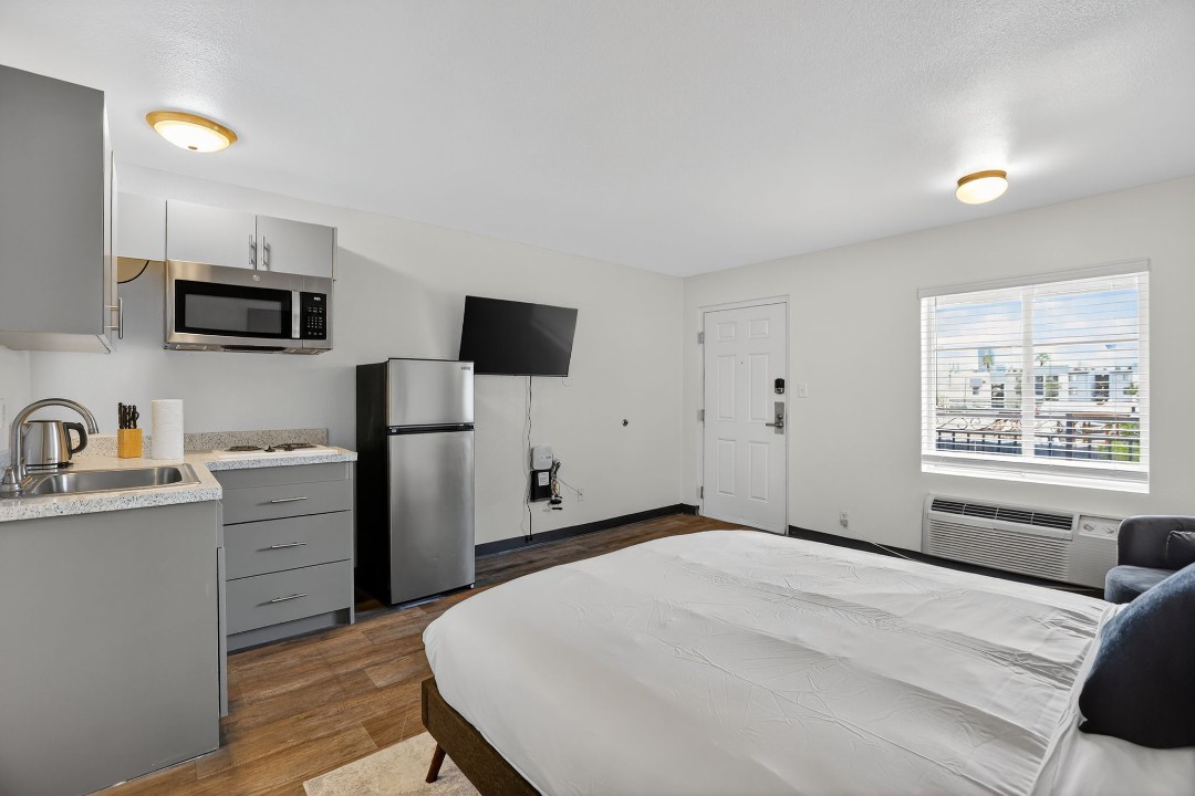 Spectra Paradise Studios · Unit 314
