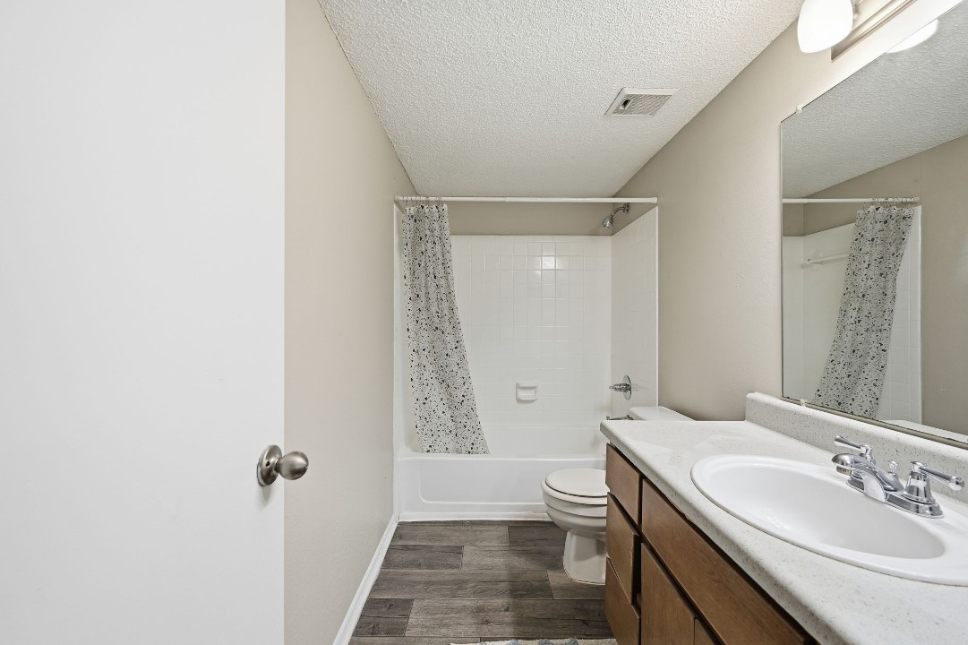 The Trails · Unit 136 2/1
