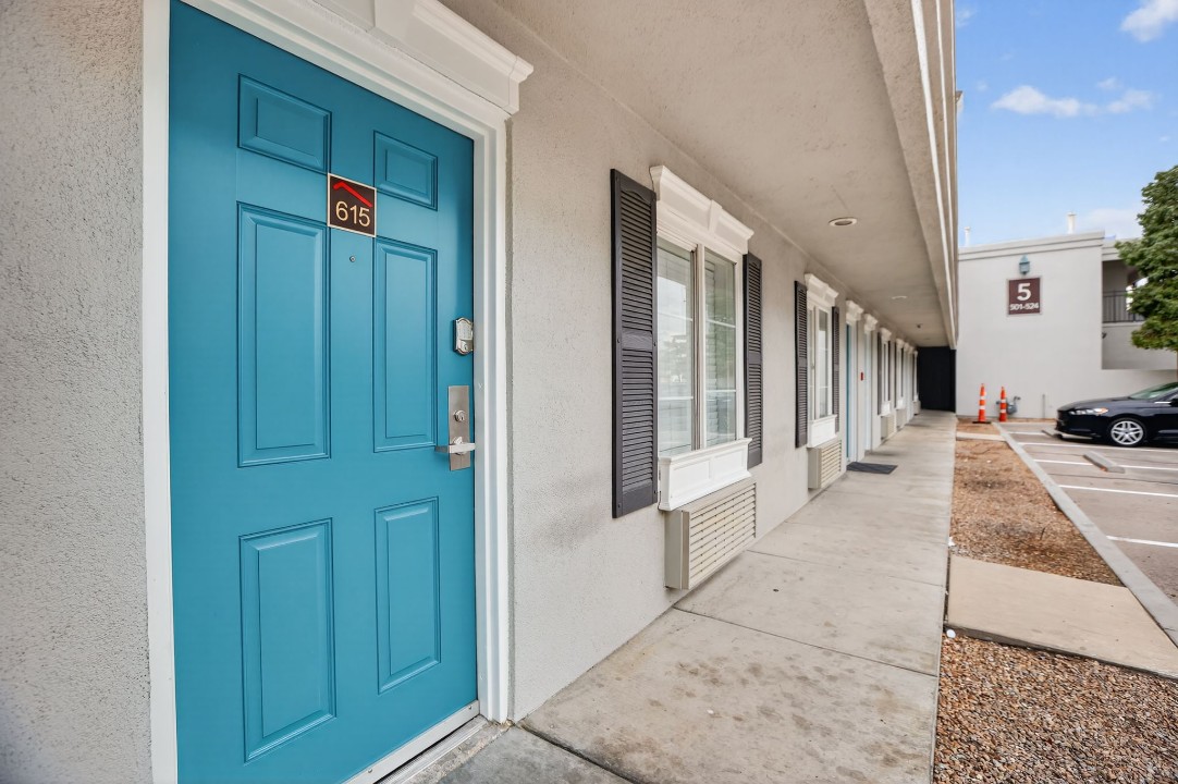 Spectra Paradise Studios · Unit 615