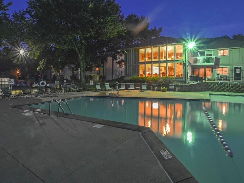 Hillcrest 8312F · Unit 2/1