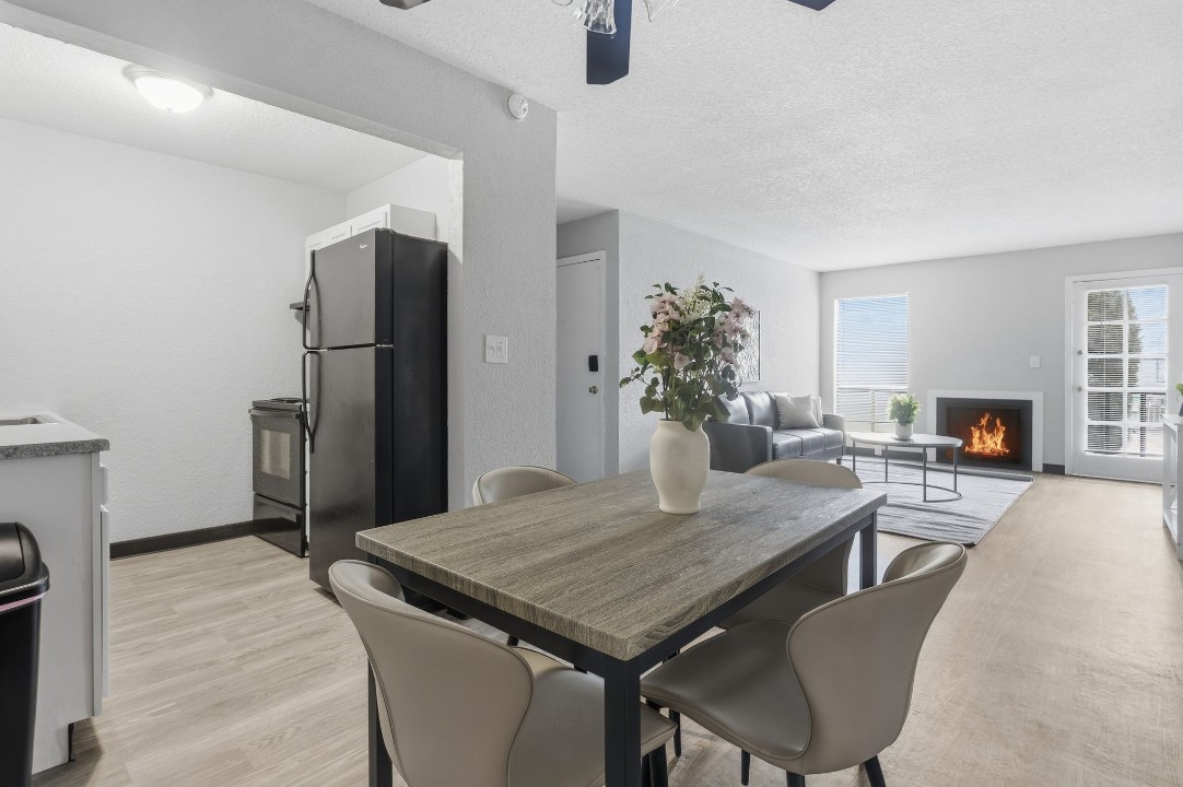 Hillcrest 8336A · Unit 2/1