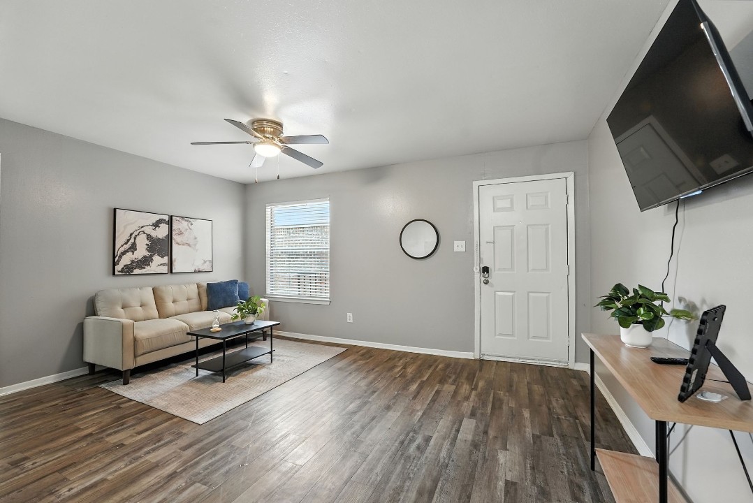 Eureka village · Unit 249 1/1
