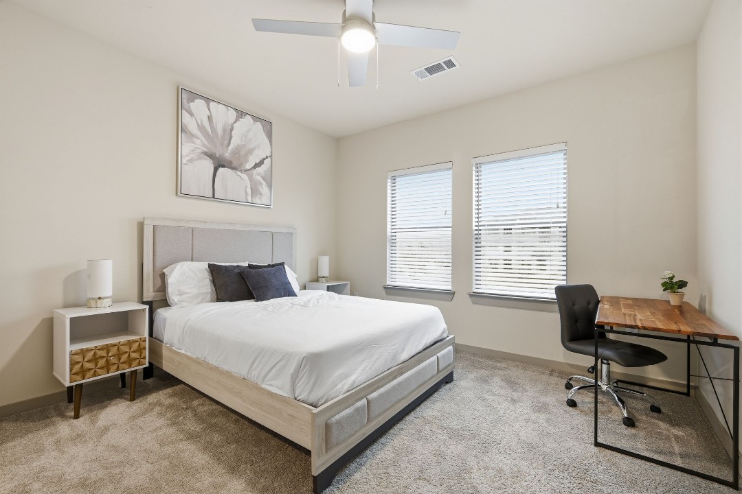 1 Bedroom · Signature layout