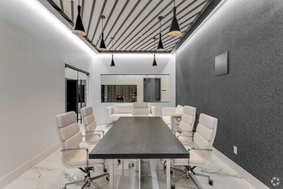 Market View Residence · Unit 505 1/1