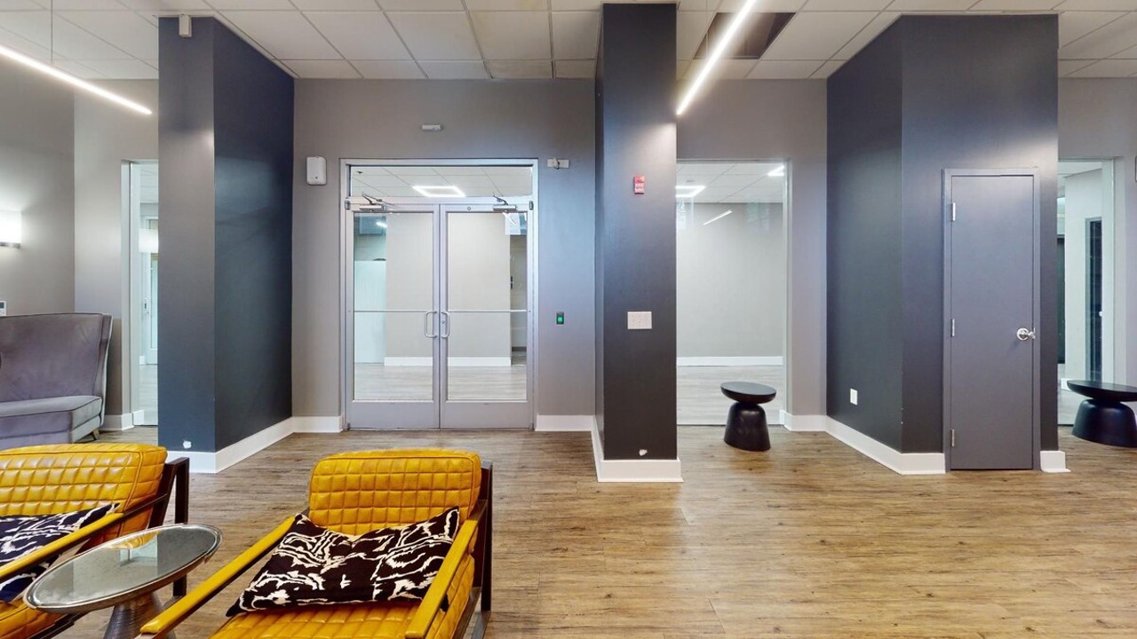 Avenue · Unit 2bd A821