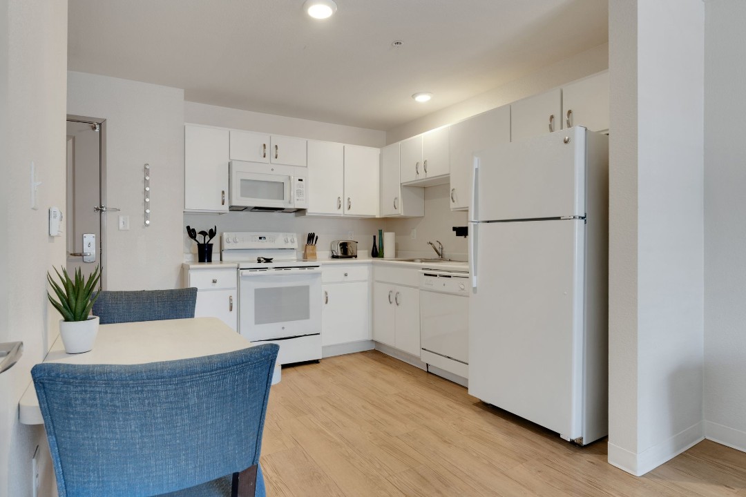Simplicity At the Rim · Unit 1411 1/1