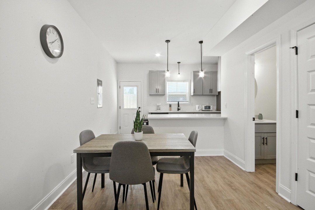 Arte Luxury townhomes B1 2/2.5