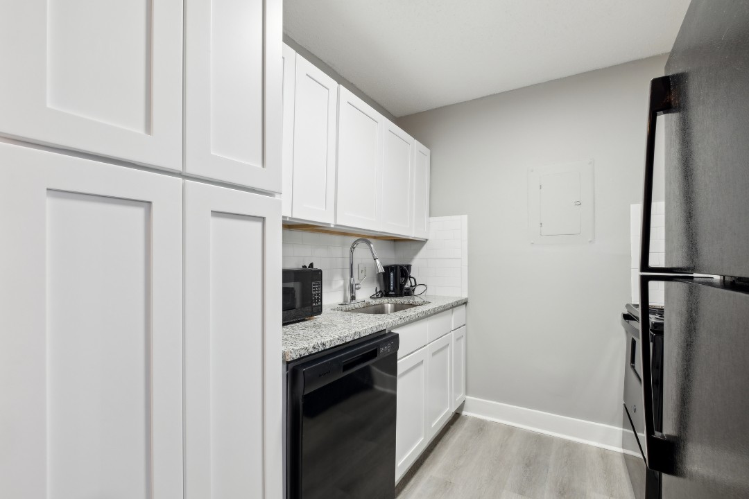 Brentwood Hills, C4- · Unit 1/1