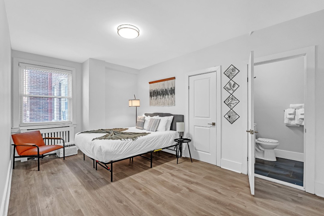 1 Bedroom · Signature layout