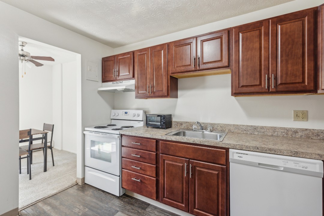 Midtown Towers 3402, · Unit 1/1