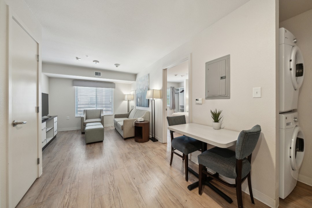 Simplicity At the Rim · Unit 1205  1/1