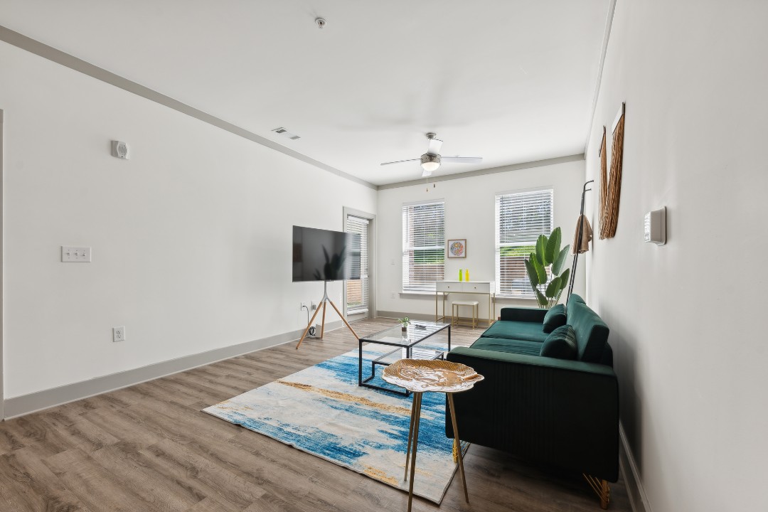 Overlook at Farragut 3005, · Unit 2/2