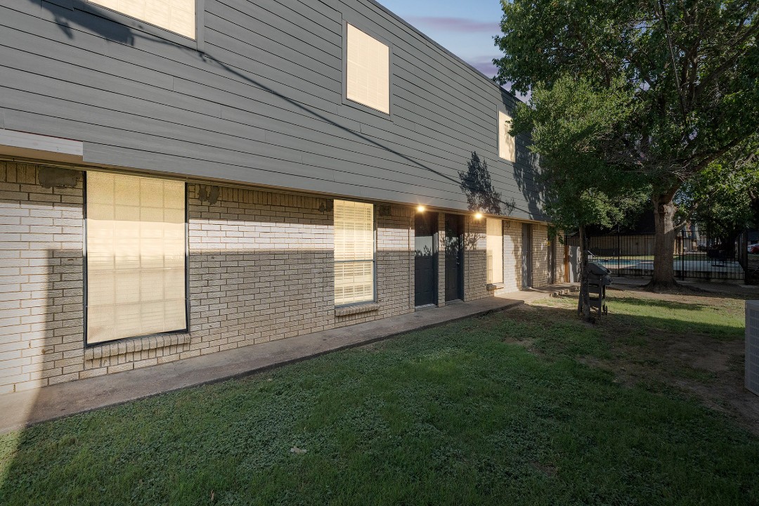 Pioneer Creek 604-07 · Unit 1/1