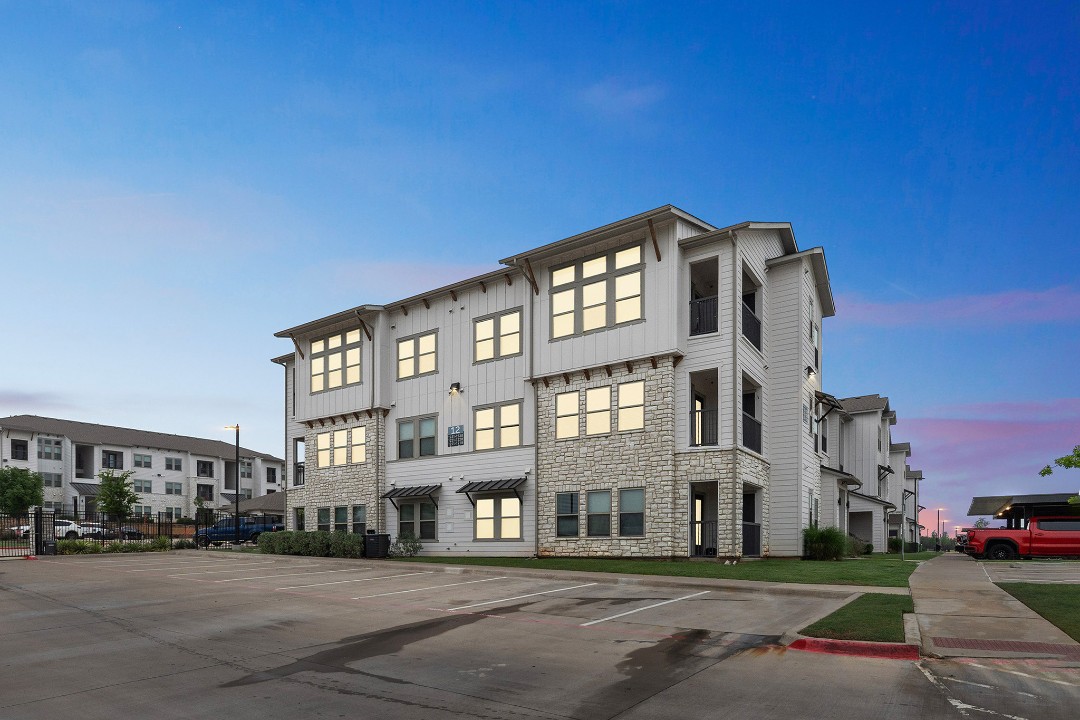 Chisholm Trace · Unit 1234 1/1