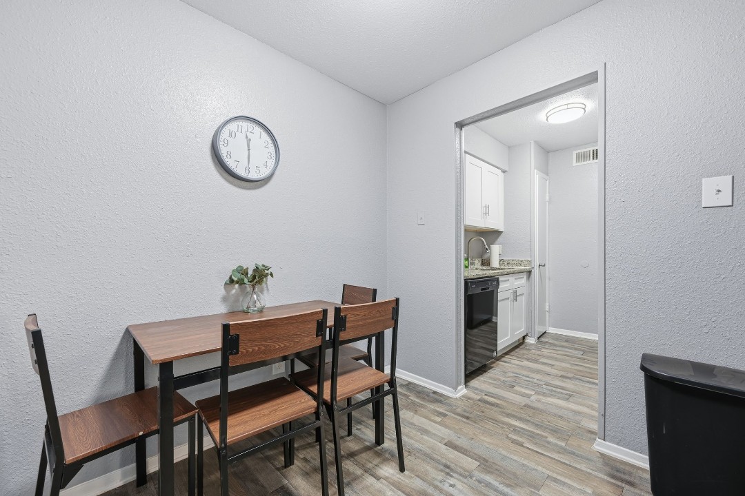 Eureka village · Unit 152 1/1