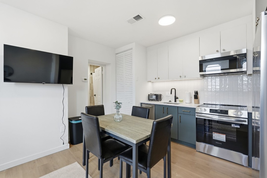 Carriage House C410 · Unit 1/1