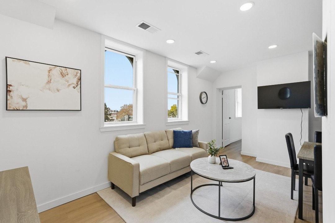 Carriage House C410 · Unit 1/1