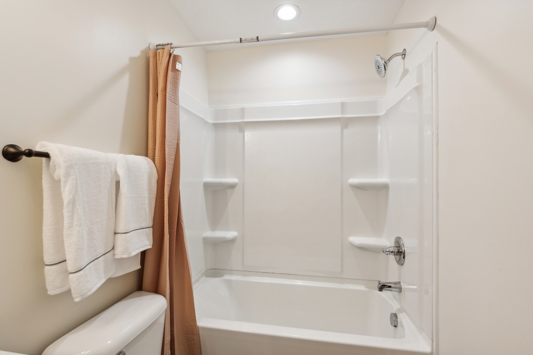 Alto · Unit Q8 2bd/2.5 bth