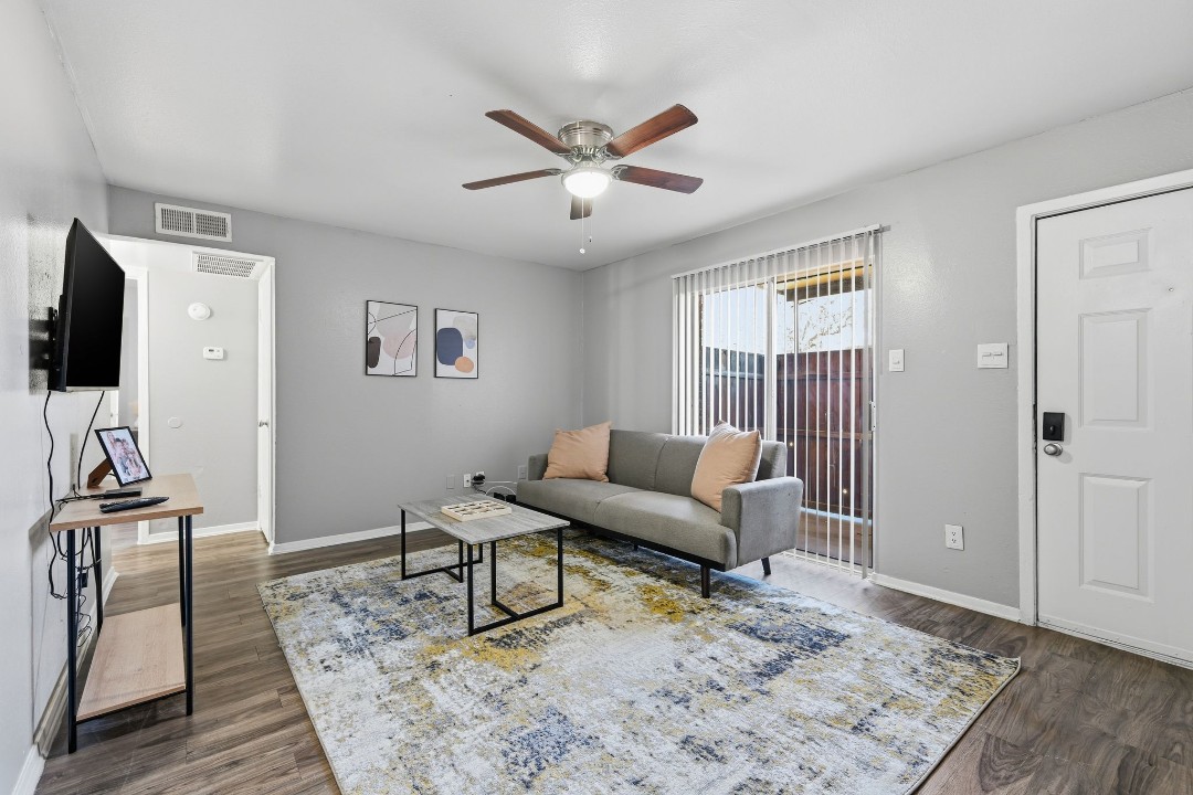 Eureka village · Unit 157 1/1