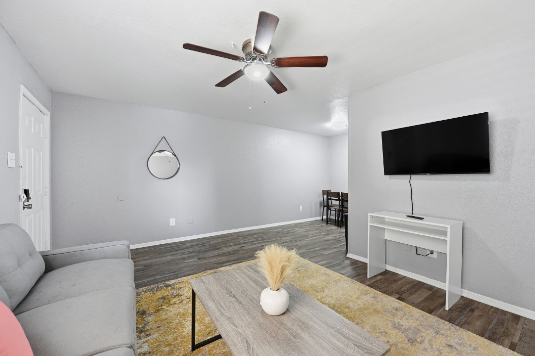 Eureka village · Unit 152 1/1