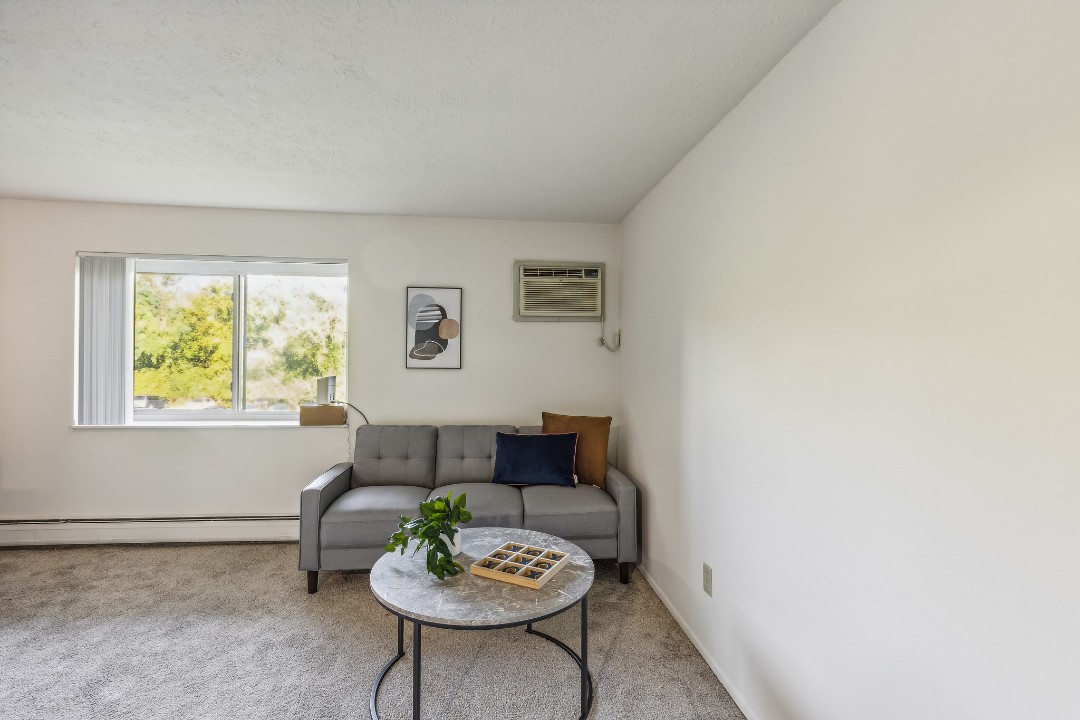 Midtown Towers 3012, · Unit 1/1