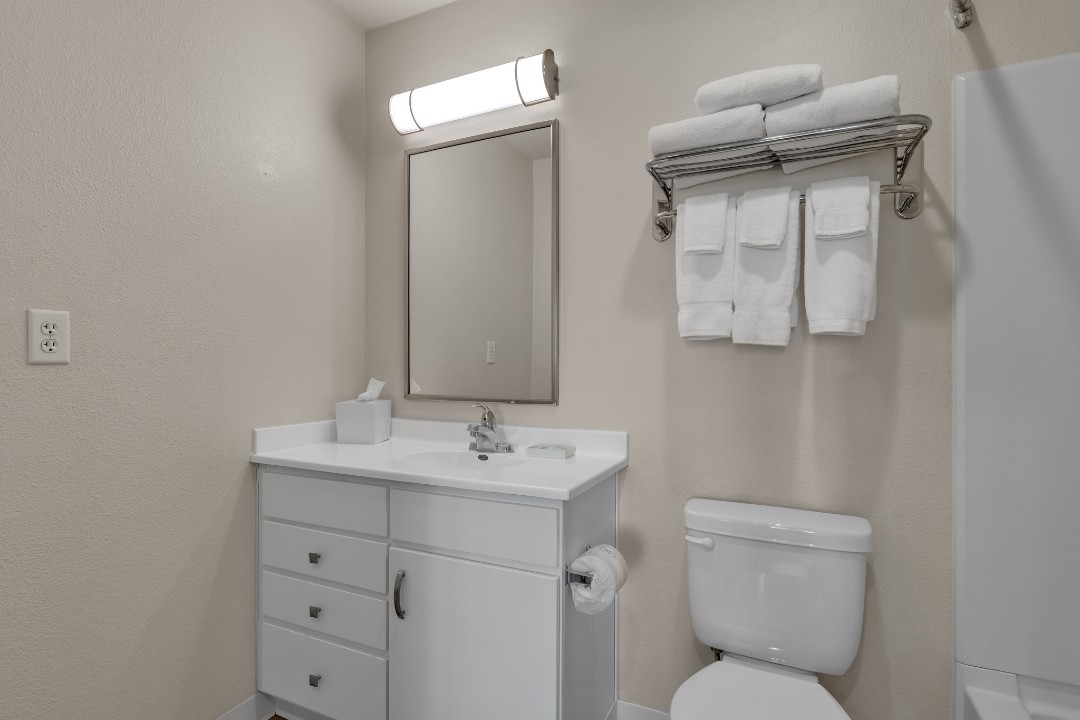 Simplicity At the Rim · Unit 1321 2/2