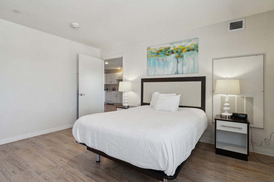 Simplicity At the Rim · Unit 1410  1/1