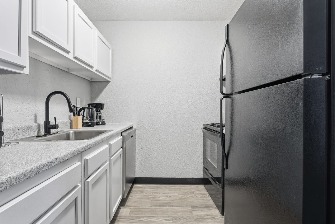 Hillcrest 8336A · Unit 2/1