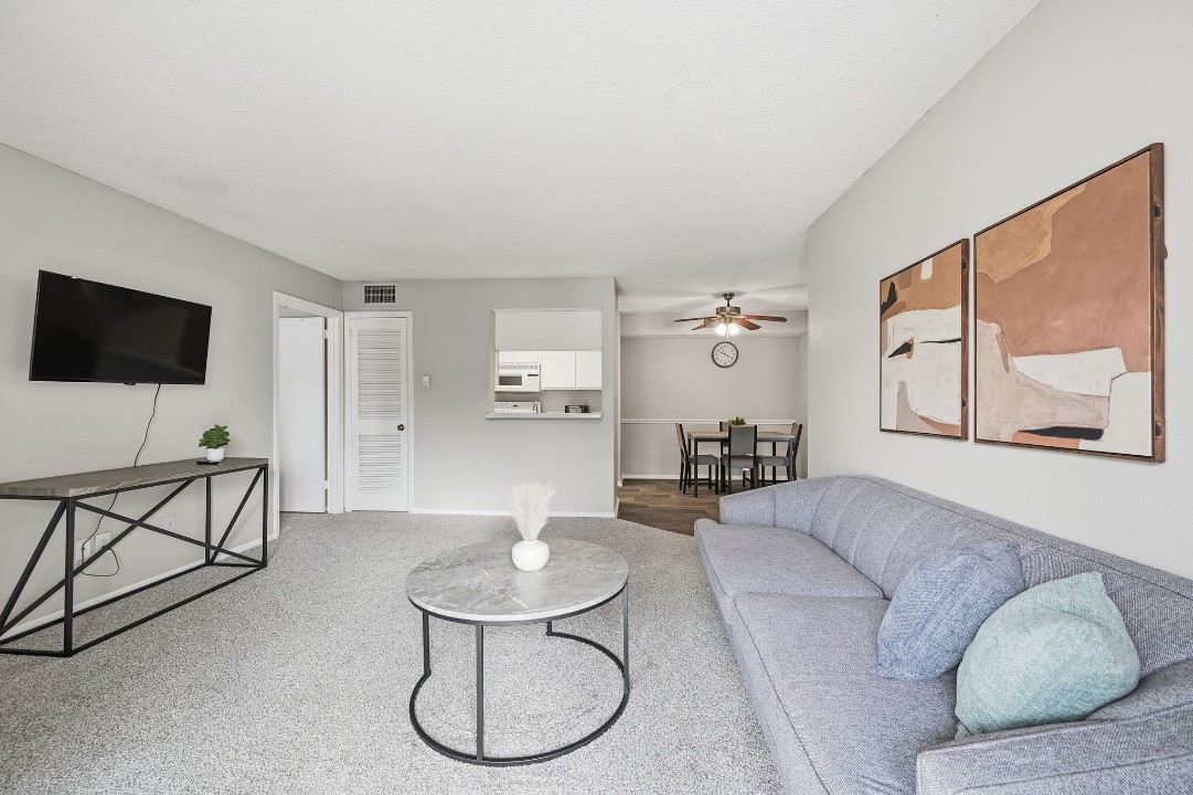 The Trails · Unit 217 2/2