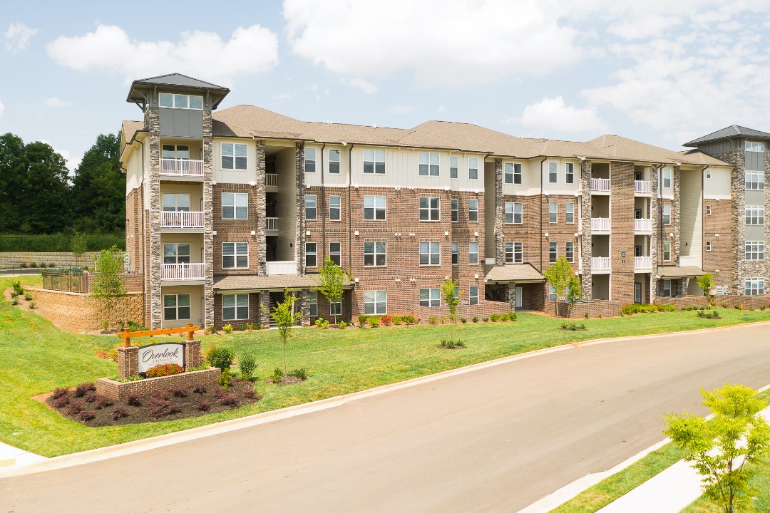 Overlook at Farragut 3205, · Unit 2/2