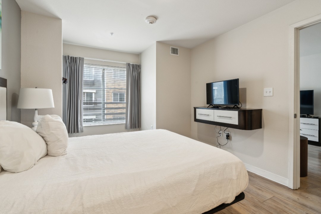 Simplicity At the Rim · Unit 1317 1/1