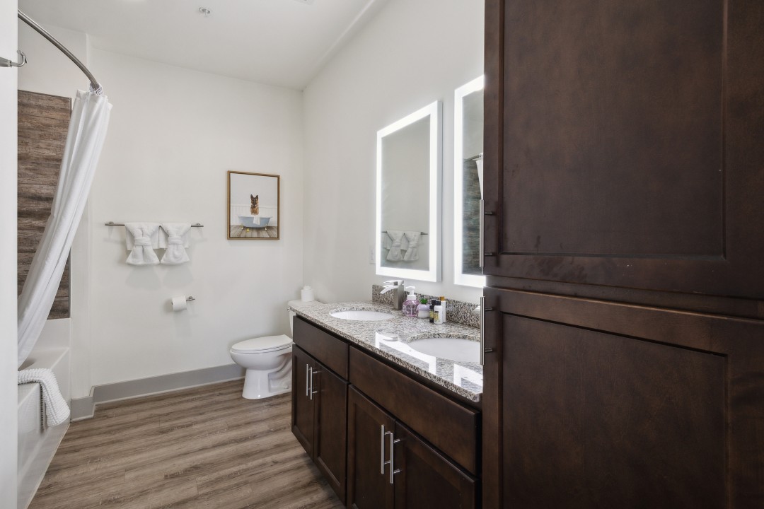 Overlook at Farragut 4302, · Unit 2/2