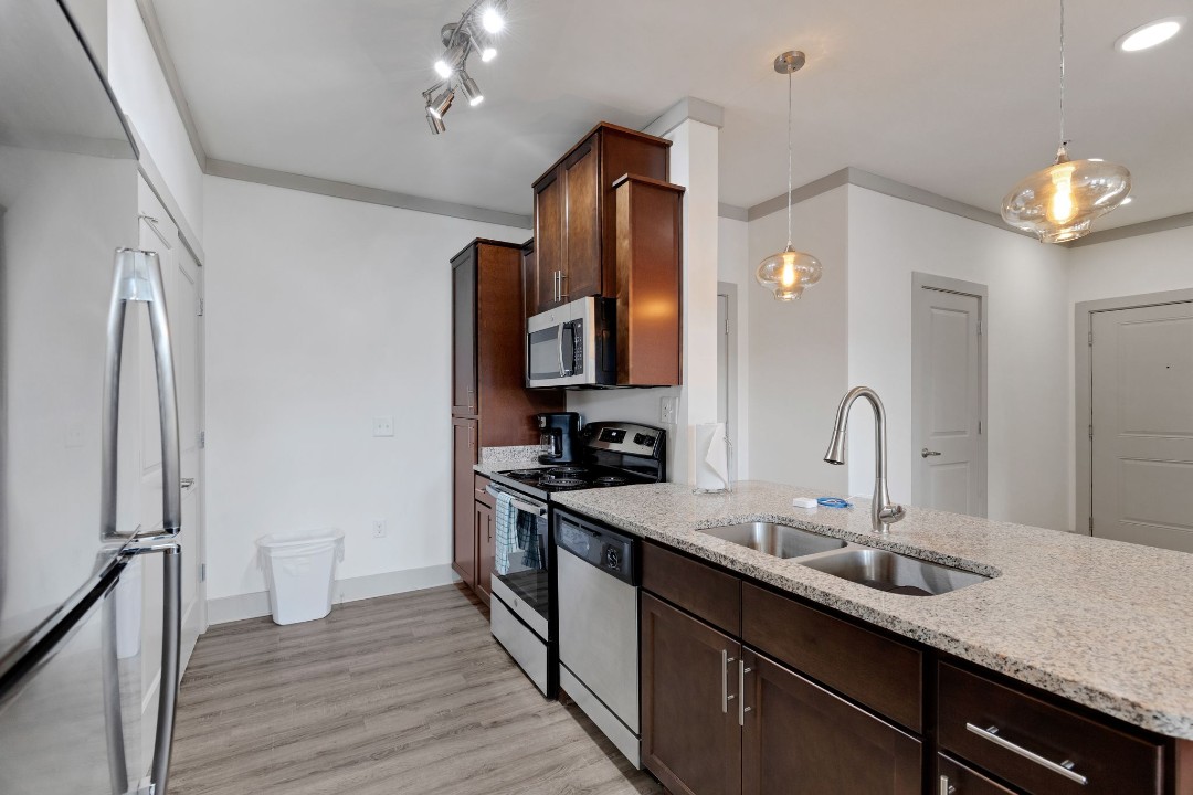 Overlook at Farragut 3205, · Unit 2/2