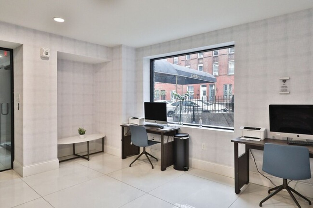 Fairfax Apartments · Unit 725 1/1