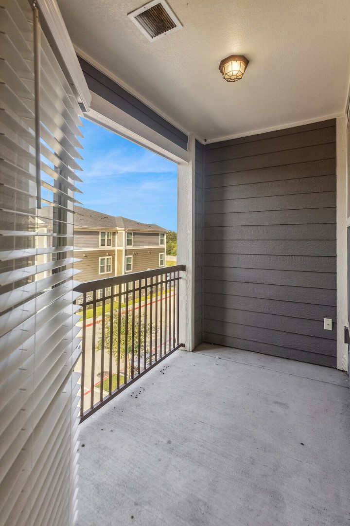 Smart Living Cullen, 4307, · Unit 2/2