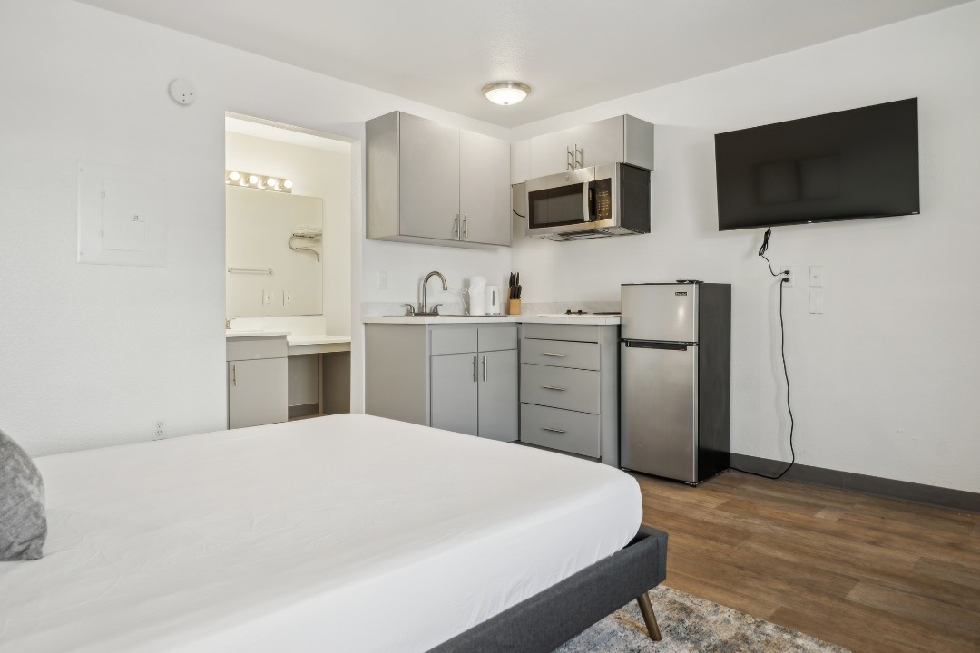 Spectra Paradise Stuido · Unit 226