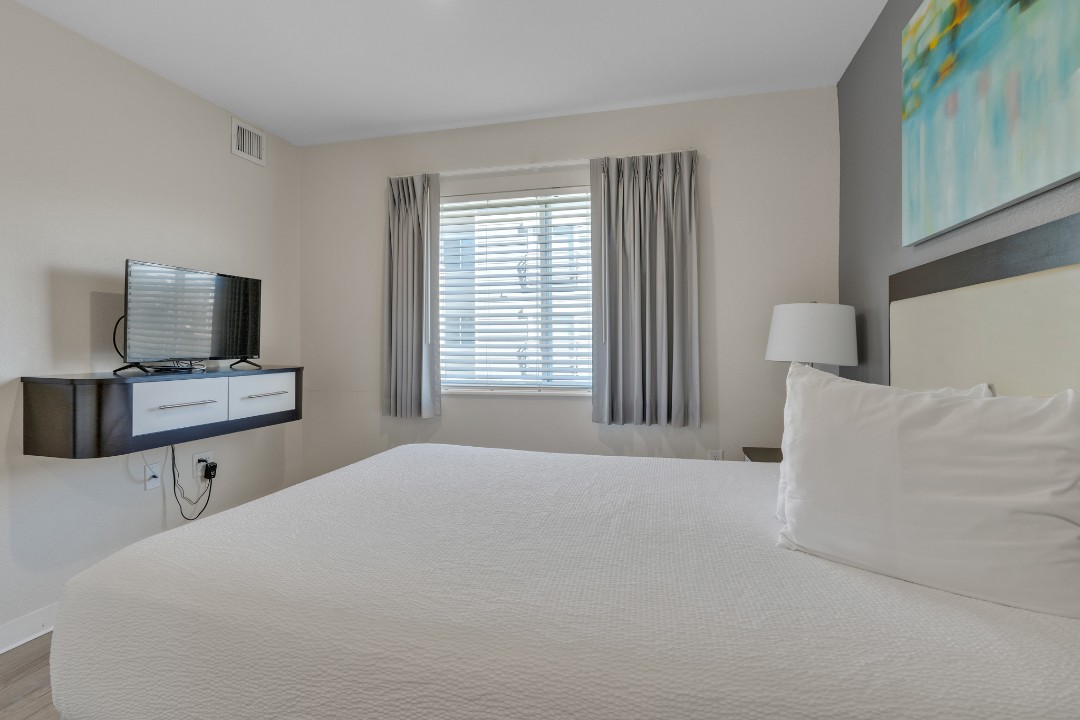 Simplicity At the Rim · Unit 1321 2/2