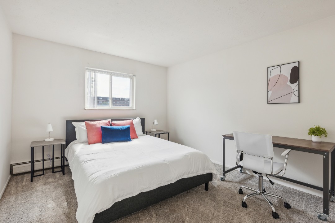 Midtown Towers 3605, · Unit 1/1