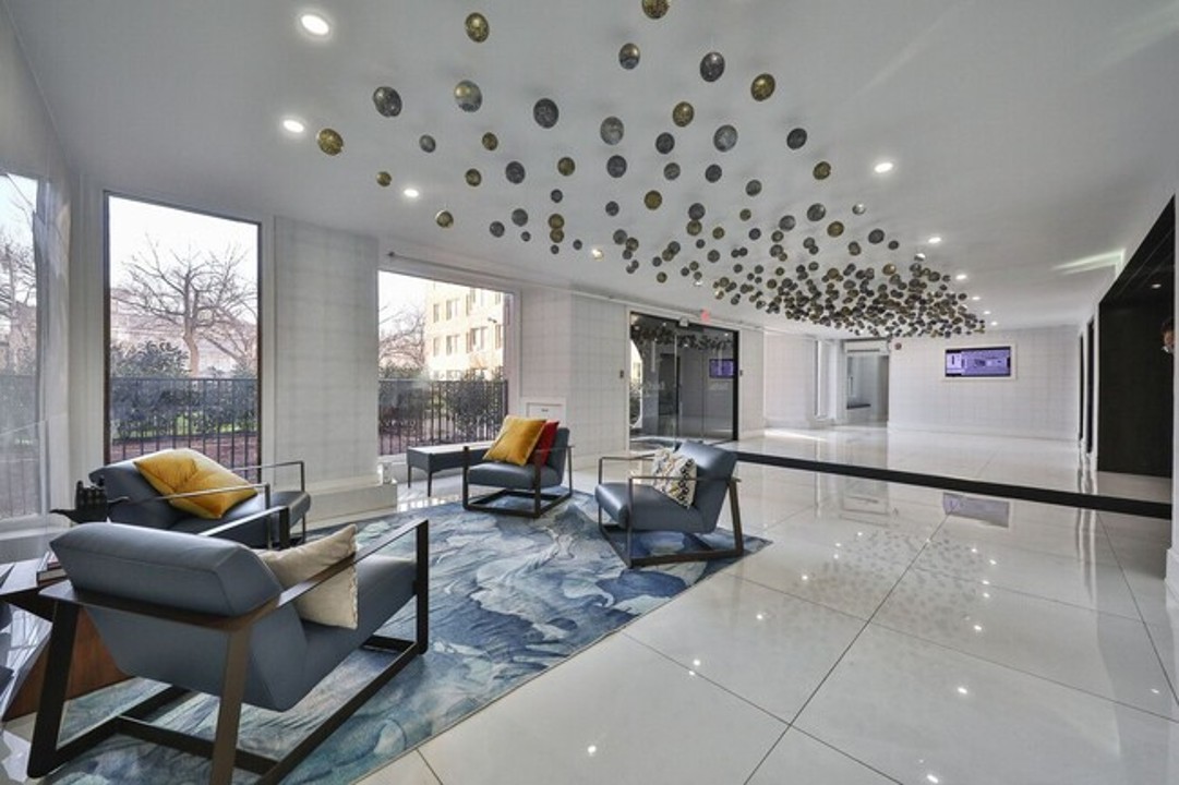 Fairfax Apartments · Unit 126 1/1