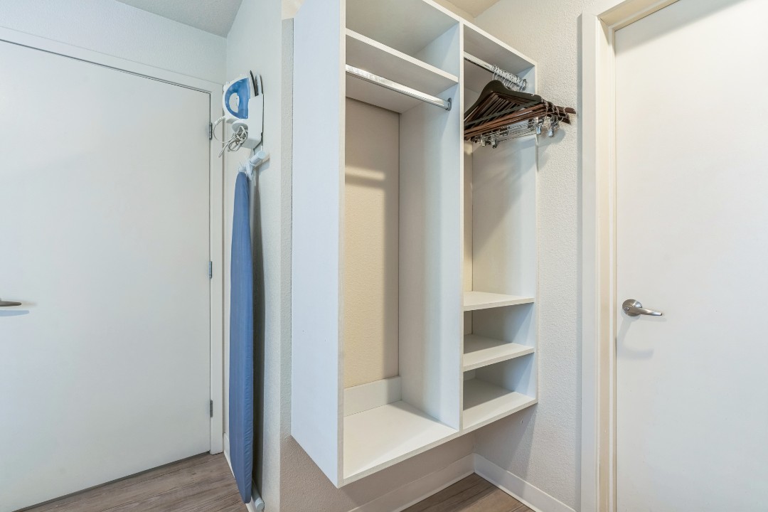 Simplicity At the Rim · Unit 1215  1/1
