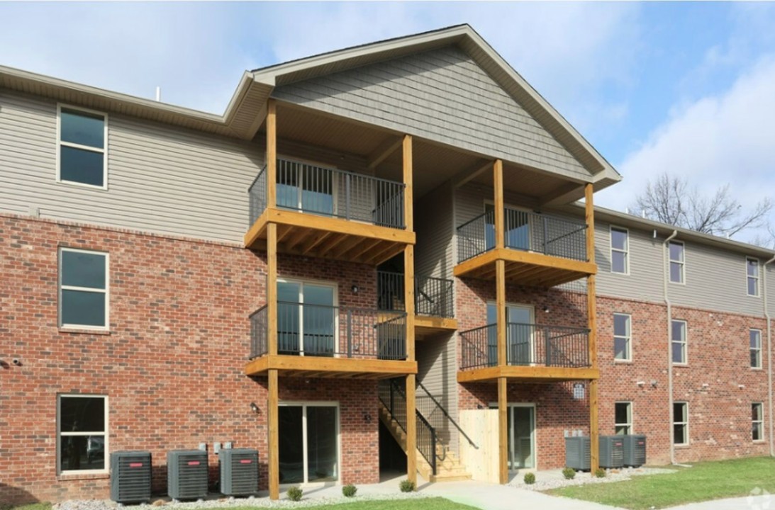 Stonecrest 822, · Unit 2/2
