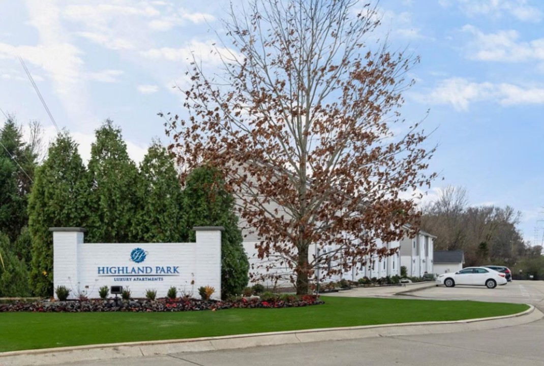 Highland Park apartments · Unit 504 2/1