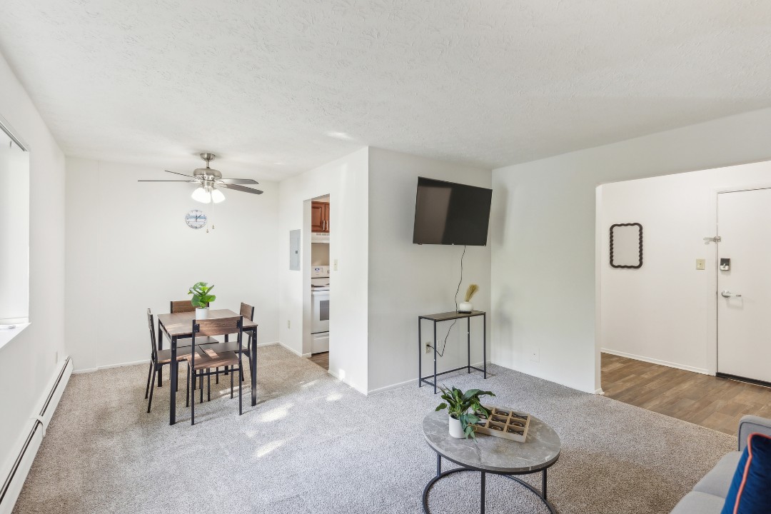 Midtown Towers 3102, · Unit 1/1