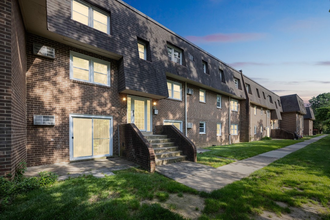 Pinebrook 914 Wharton Drive 2br