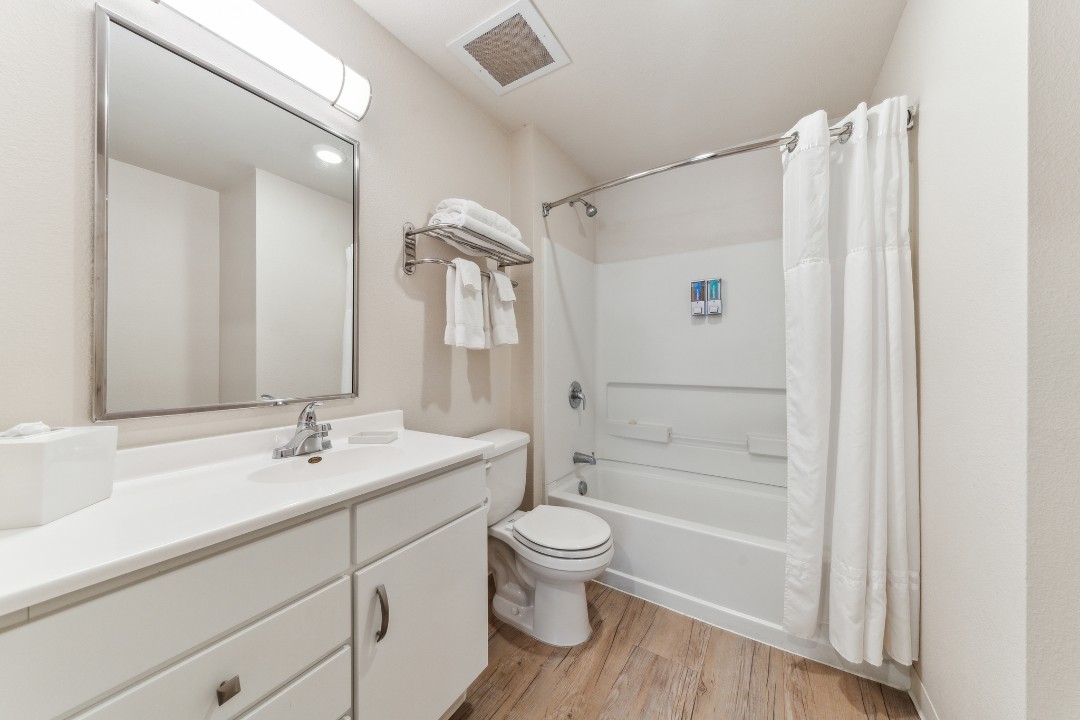 Simplicity At the Rim · Unit 1211  1/1