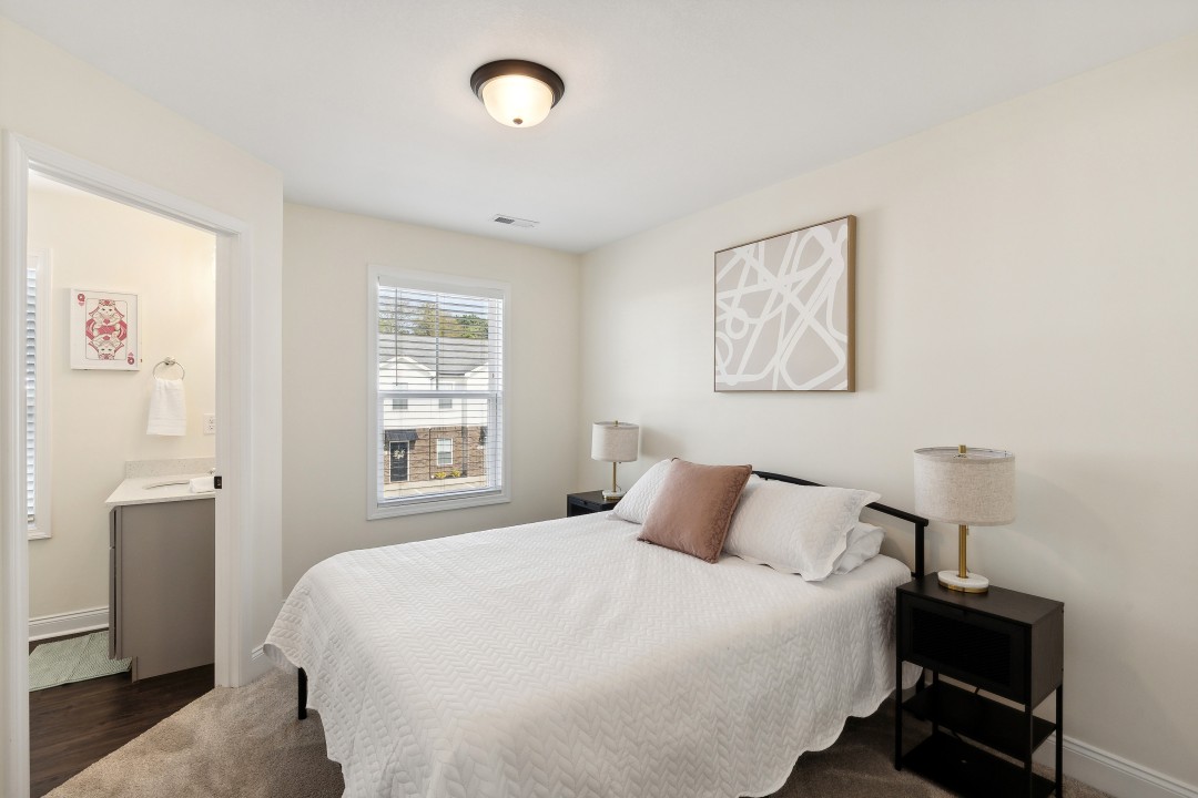 Alto · Unit L5 2bd/2.5 bth
