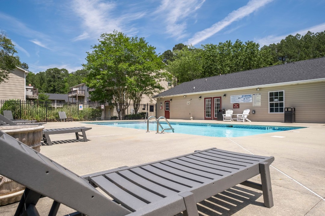 Meadowbrook 250-205 1bd/1bd